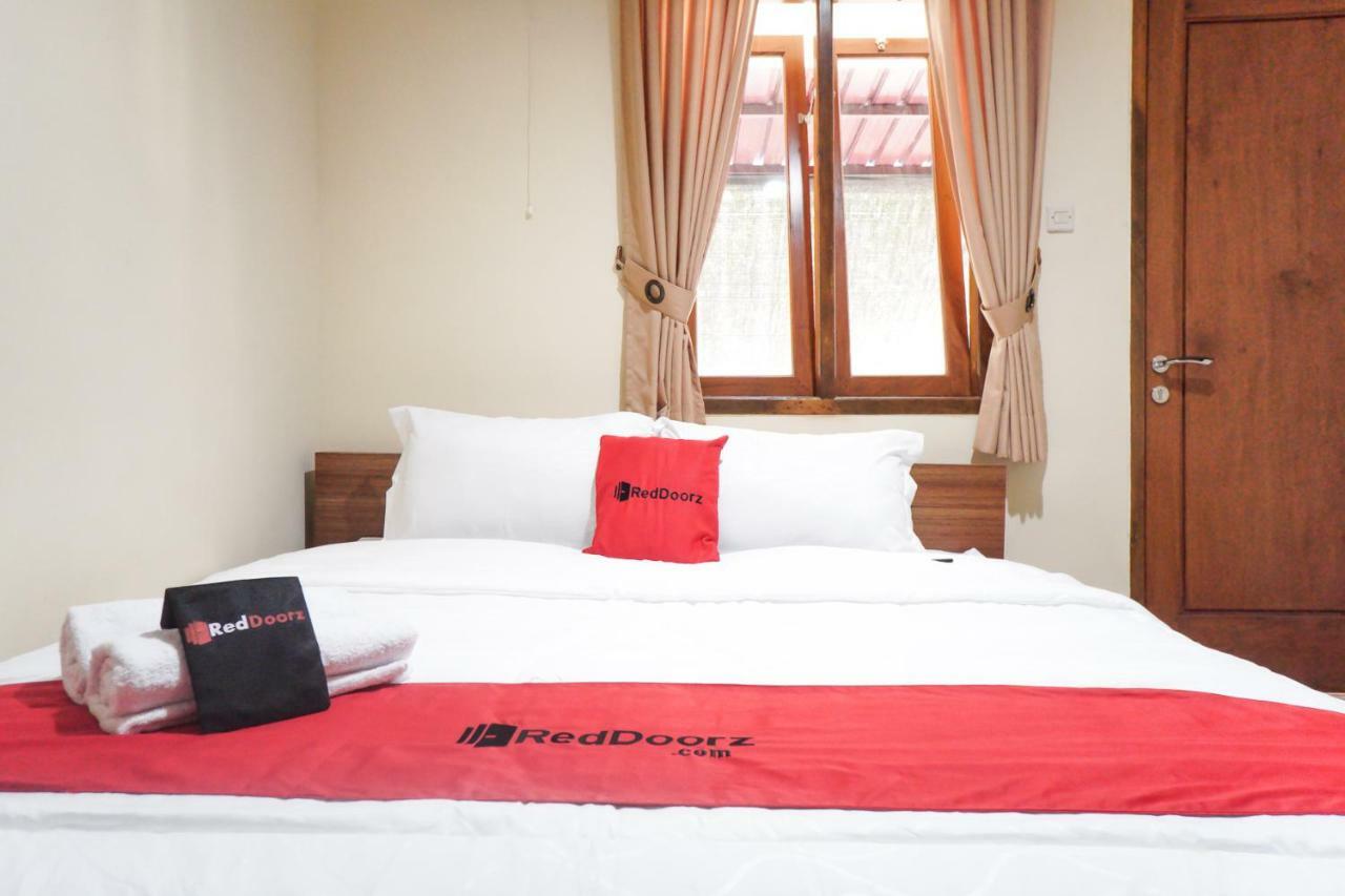 Reddoorz Syariah Near Exit Tol Malang Hotel Buitenkant foto