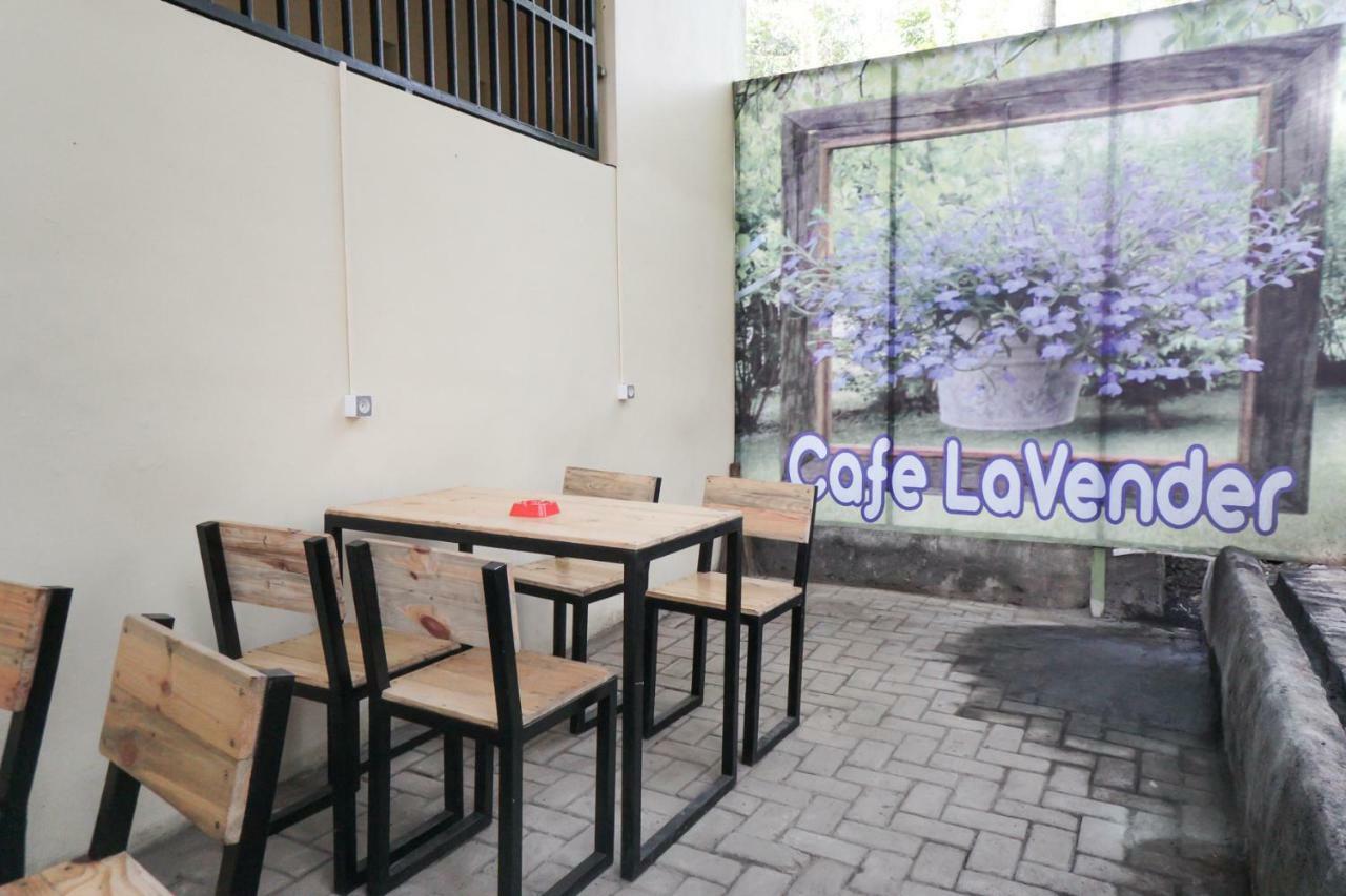 Reddoorz Syariah Near Exit Tol Malang Hotel Buitenkant foto