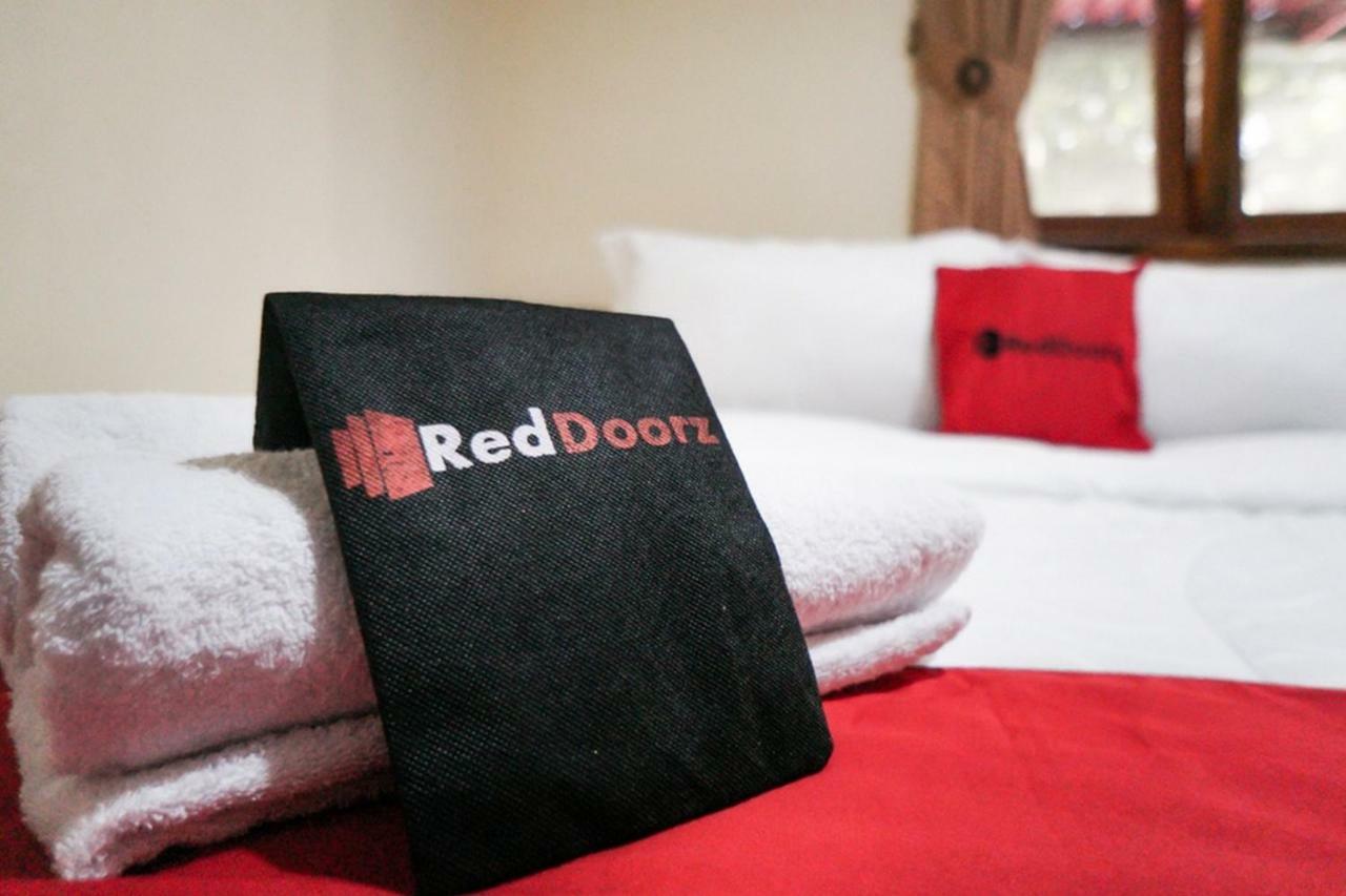 Reddoorz Syariah Near Exit Tol Malang Hotel Buitenkant foto